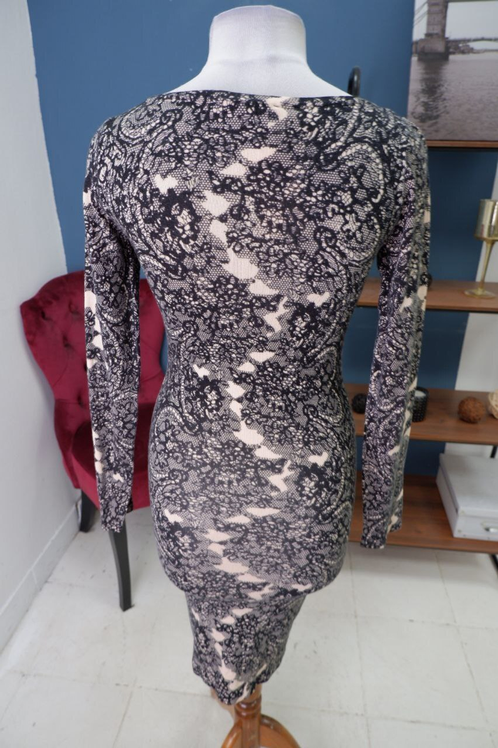 Платье Love Republic элегантное 42 размер