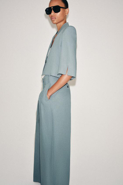 ZARA УКОРОЧЕННЫЙ ЛЬНЯНОЙ БЛЕЙЗЕР — ZW COLLECTION, СЕРО-СИНИЙ