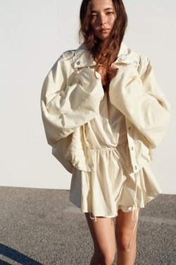 ZARA КУРТКА ИЗ НЕЙЛОНА С КАРМАНАМИ,БЕЖЕВЫЙ