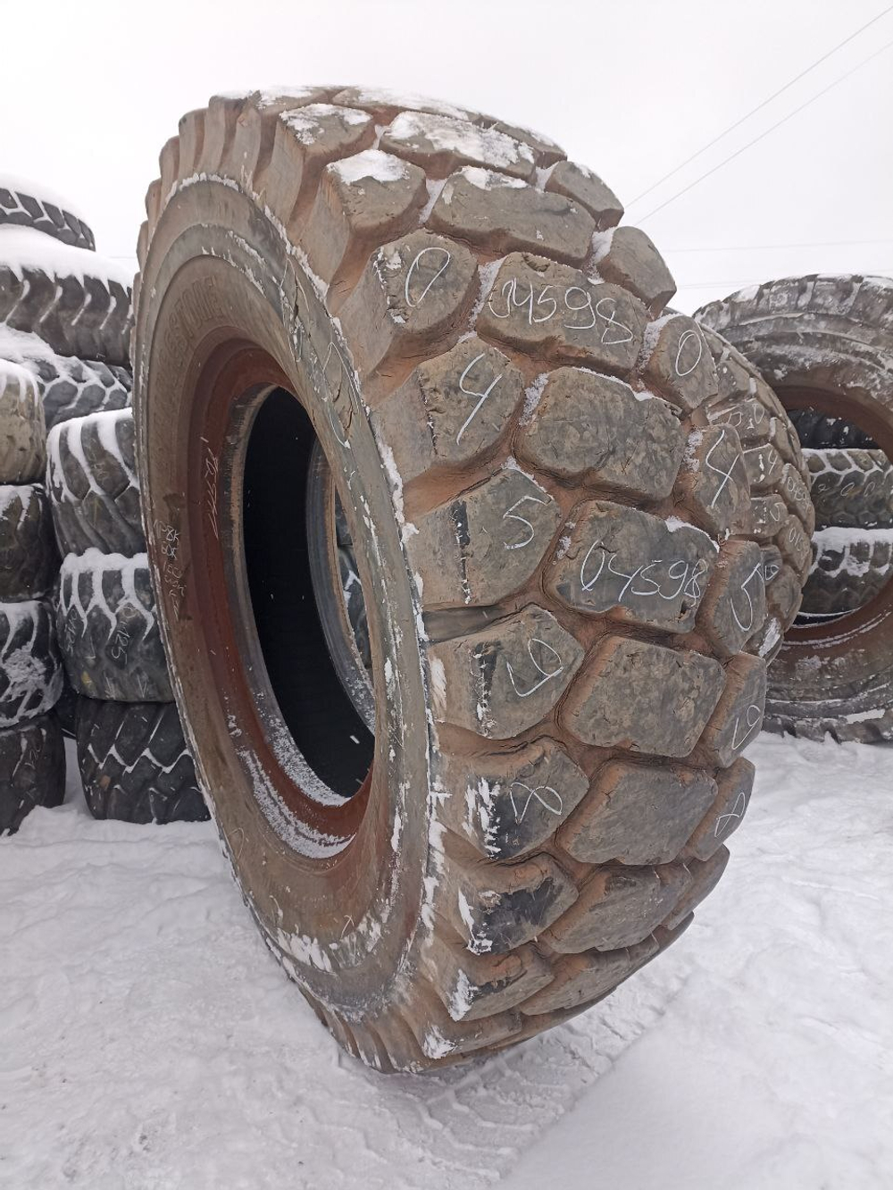27.00R49 Bridgestone VMTP шина б/у