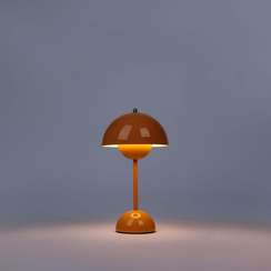 Настольный светильник Mary розовый