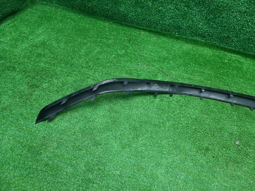 Молдинг переднего бампера Audi Q8 (18-23) S-line