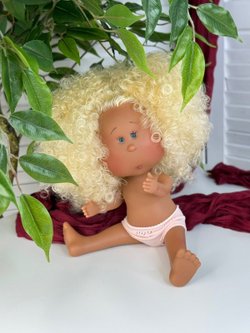 Кукла Nines виниловая 30см MIA LATINA без одежды (3000WL8A1)