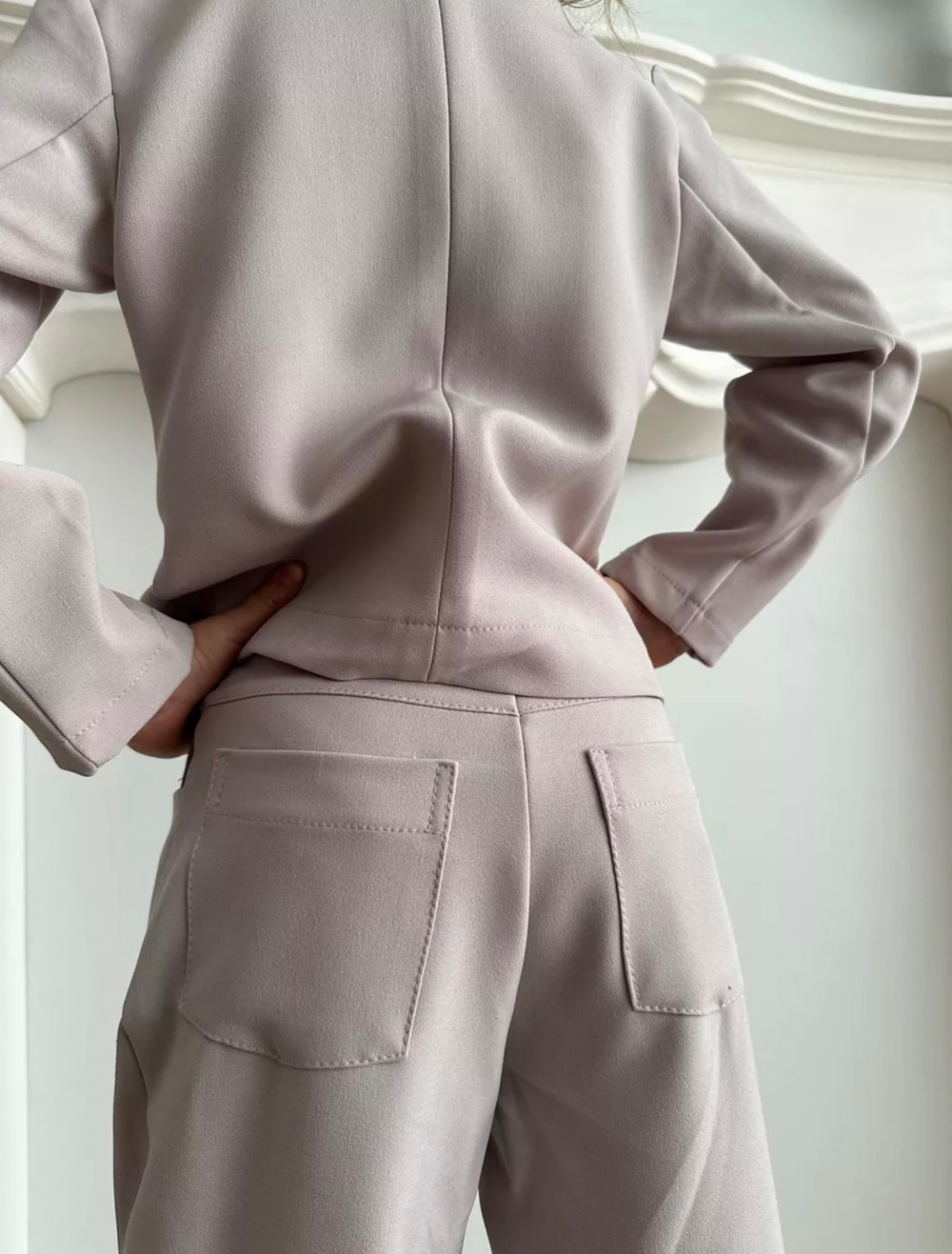 Классический костюм для девочки