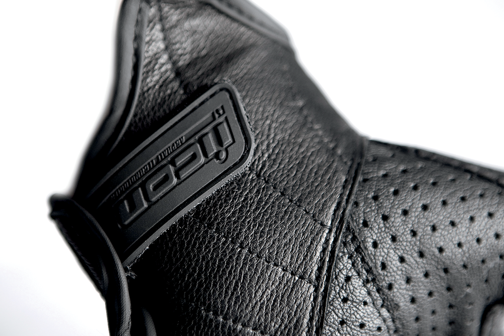 Мотоперчатки - ICON PURSUIT TOUCHSCREEN (женские, перфорированные, черные)