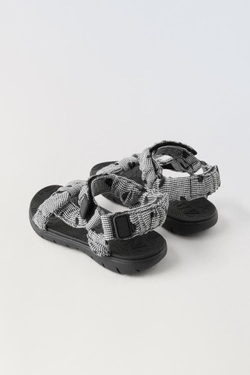 ZARA САНДАЛИИ С ПРИНТОМ, ЧЕРНЫЙ