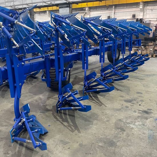 Плуг оборотный ДОБРЫНЯ