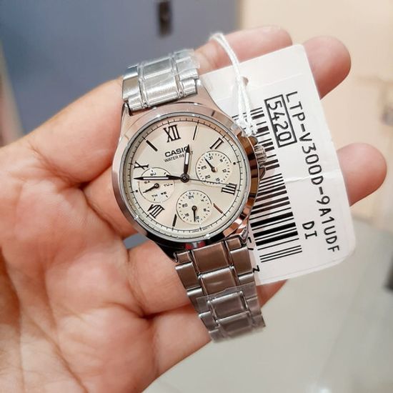 Женские наручные часы Casio LTP-V300D-9A1