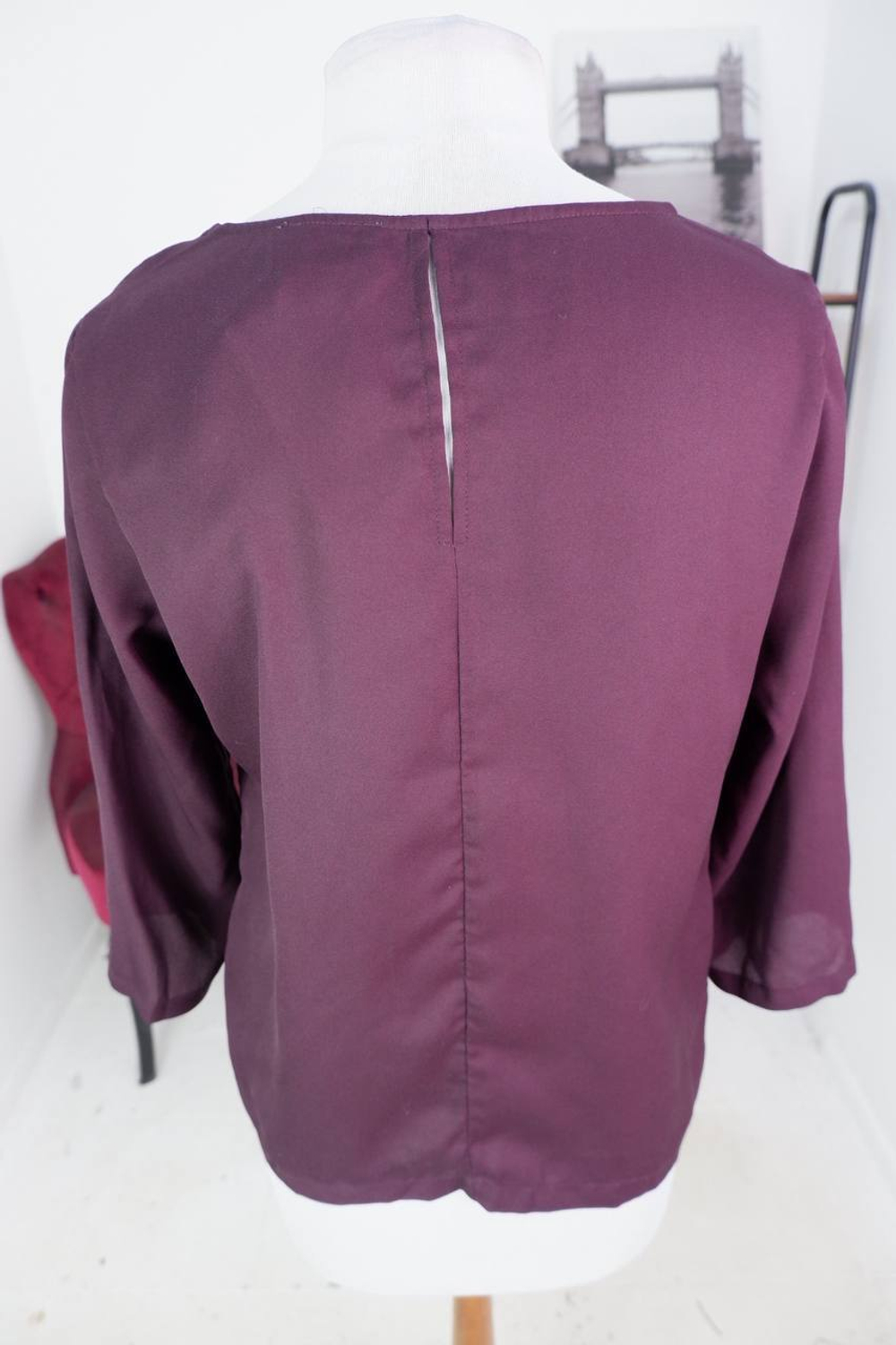 Блузка Ostin с вышивкой, маркировка L, визуально на 48 размер