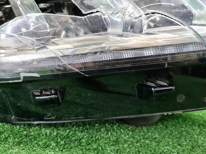 Битая Фара правая Chery Tiggo 7 Pro (2020-н.в.) LED