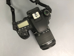 Canon 90D Kit 18-55mm IS STM