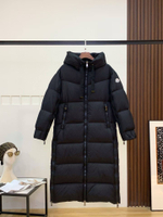 Пуховик Moncler