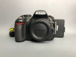 Nikon D3100 8.950 кадров