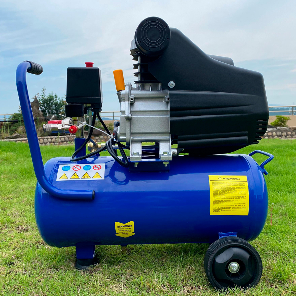 OPT-302430 Компрессор поршневой, 300 л/мин, 2.2 КВт, 220 В, ресивер 24 л