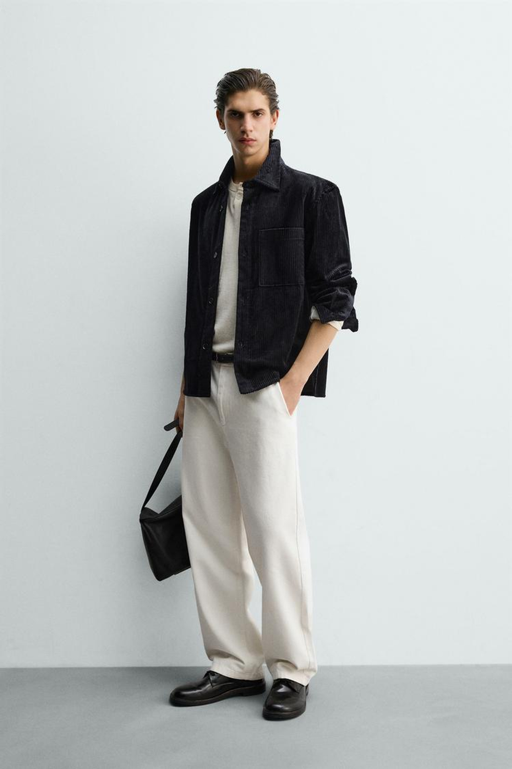 ZARA ВЕЛЬВЕТОВАЯ КУРТКА-РУБАШКА СВОБОДНОГО КРОЯ, ЧЕРНЫЙ