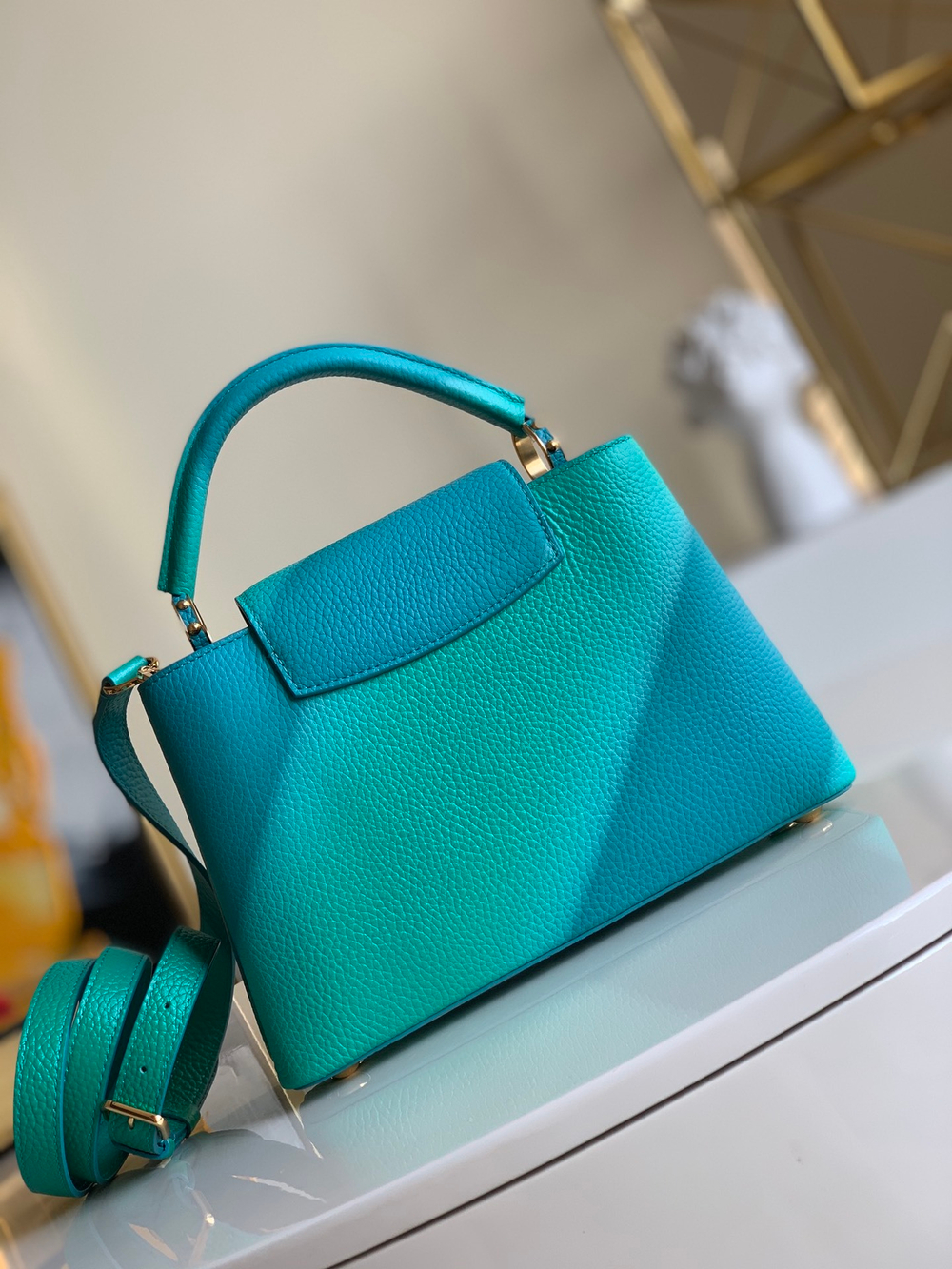 Louis Vuitton Capucines BB