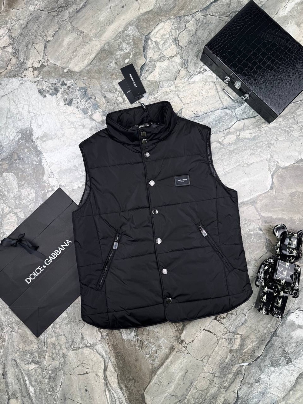 Пуховый жилет Dolce & Gabbana