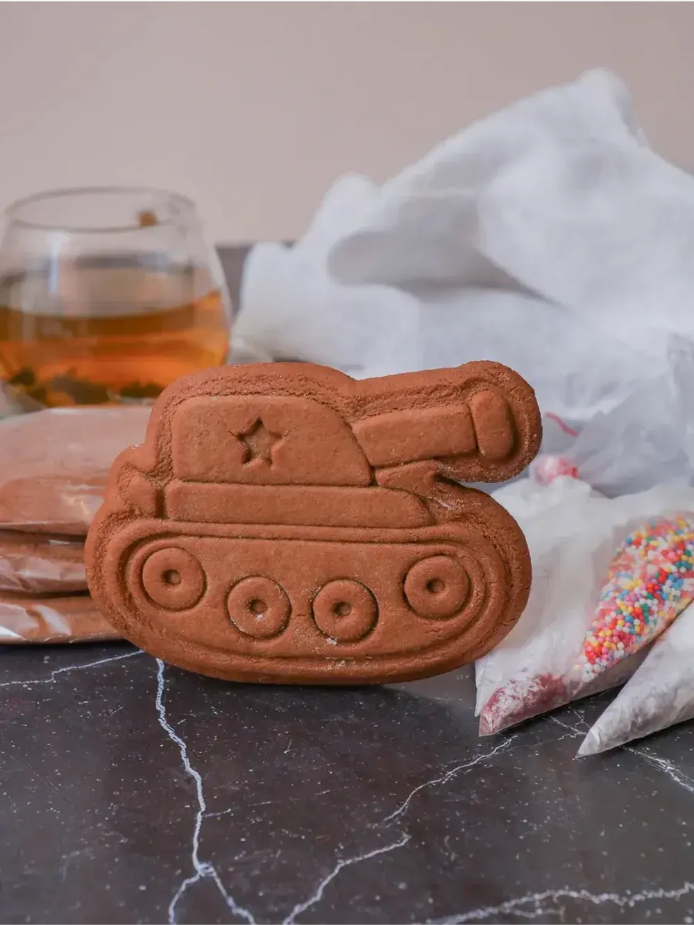 Набор для росписи"Танк" из шоколадного теста