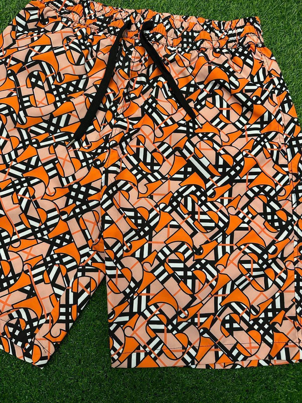 Шорты Burberry