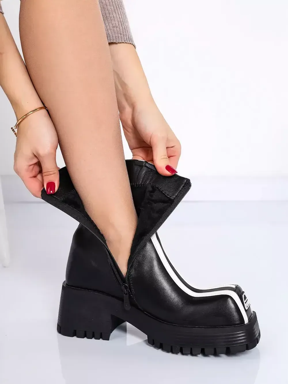 Ботинки демисезонные