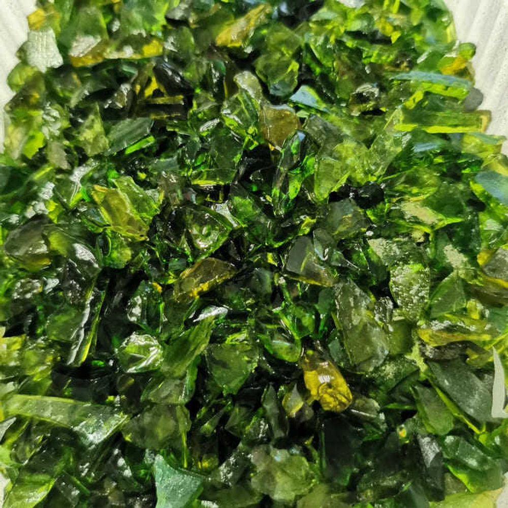 Стеклянная крошка ОЛИВКОВАЯ 7-15 мм (100 г)