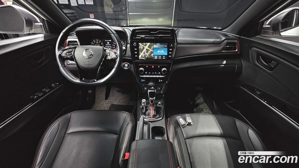 KG Mobility (Ssangyong) Very New Tivoli Бензин 1.5 2WD (08.2020)