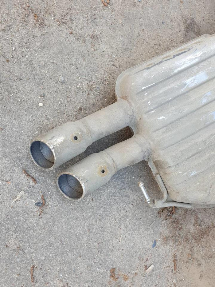 Глушитель Jaguar F-PACE (2016-н.в.)