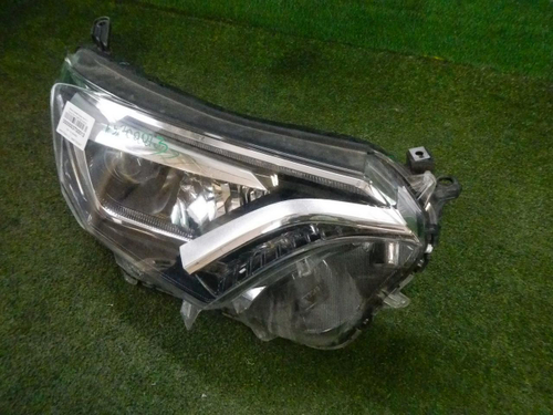 Фара правая Toyota RAV4 4 CA40 (2015-2019) LED