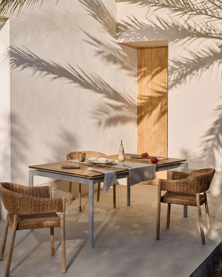 Уличный раздвижной стол Canyelles из полистирола и алюминия светло-серого цвета, 180 (240) x 100