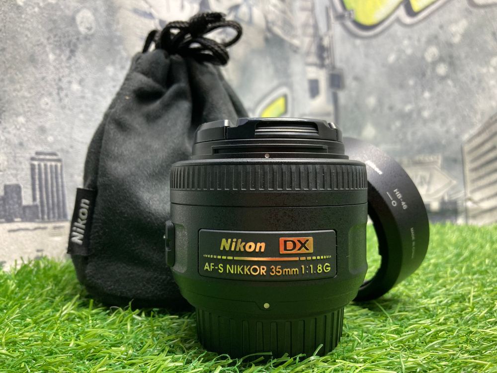 Nikon 35mm 1.8G AF-S DX Nikkor