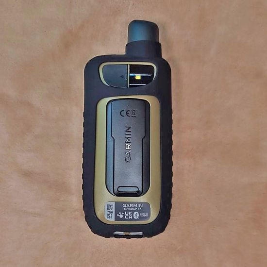 Чехол для Garmin GPSMAP 67/66 силиконовый (Черный)