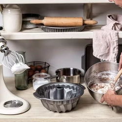 KitchenAid - форма для торта 24 см. / артикул   CC003297-001  / GTIN 4895156668862