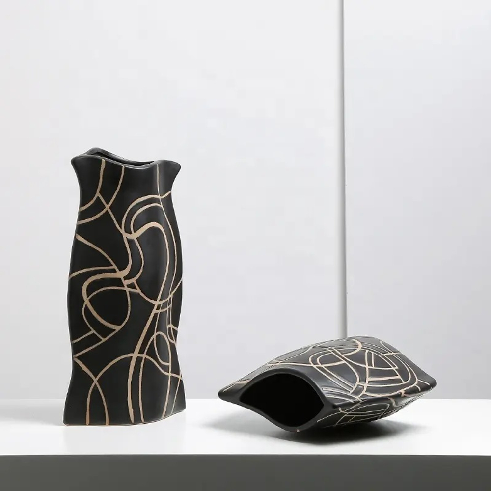 Ваза Abstract flat vase B