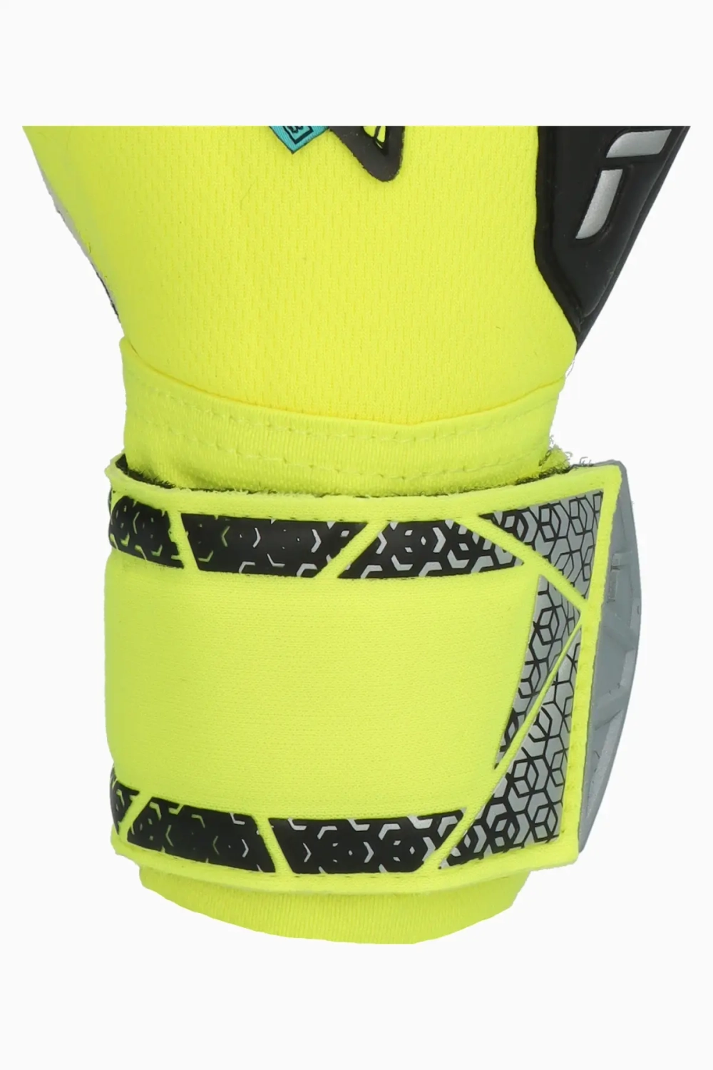 Вратарские перчатки Reusch Attrakt Duo