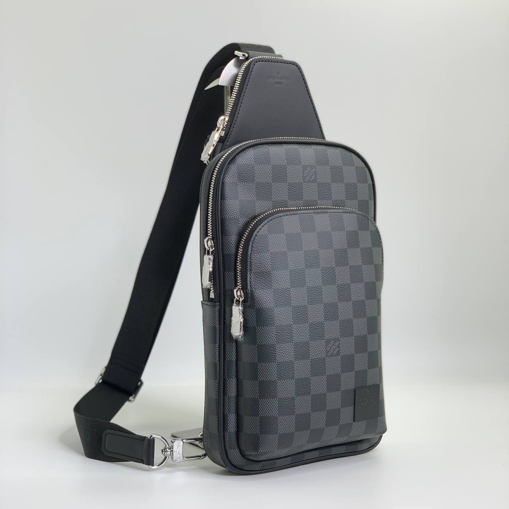 Сумка-слинг Louis Vuitton