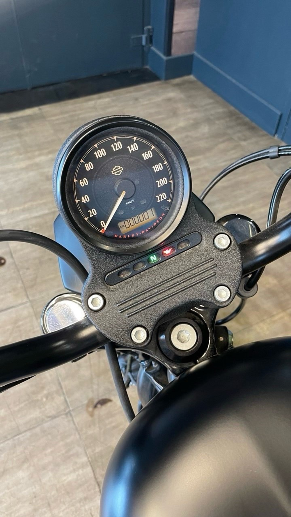 Harley-Davidson Sportster Iron 883