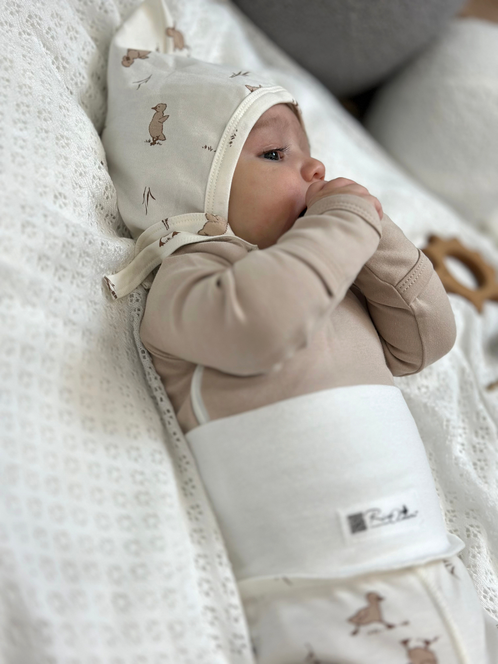 Чепчик Гномик Утята Экрю RinaAmari