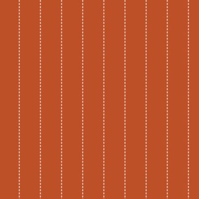 Полосатый вертикальный принт на оранжевом фоне