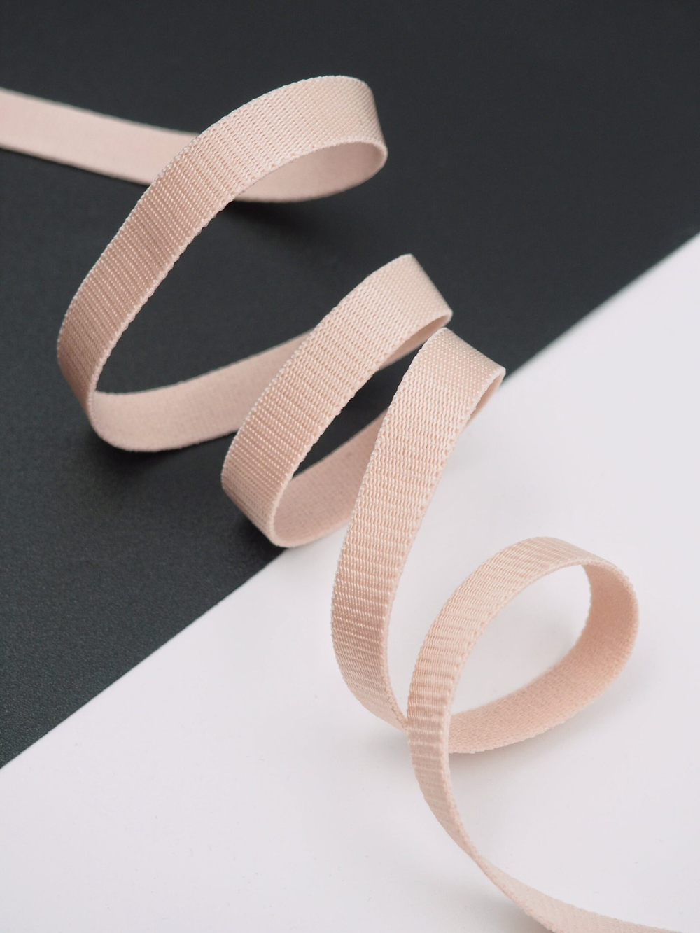 Резинка бретелечная серебристый пион глянцевая ширина 10 мм Lauma (Латвия)