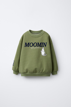 ZARA ТОЛСТОВКА С РЕЛЬЕФНЫМ ПРИНТОМ MOOMIN ©, ХАКИ