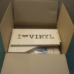 Ящик без покраски для хранения до 100 виниловых пластинок I.LOVE.VINYL бежевый (ILVBOX100)