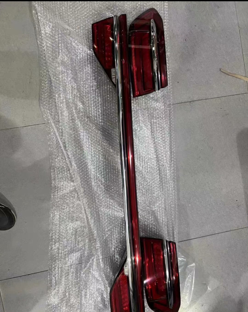 Комплект OLED задних фонарей (流水尾灯) Audi A8 D5 оригинал