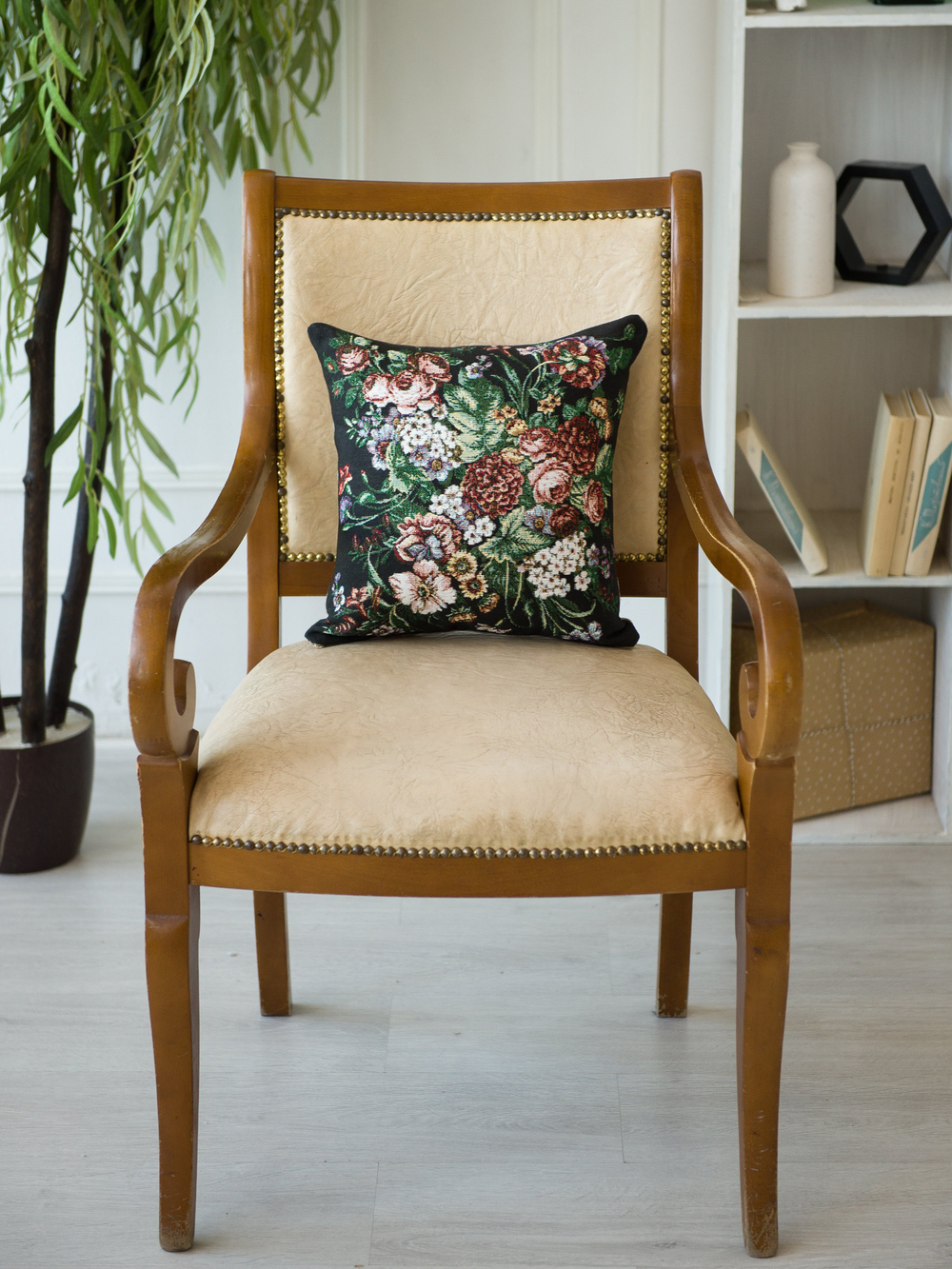 Наволочка гобеленовая декоративная для интерьерной подушки Южная ночь 38*38