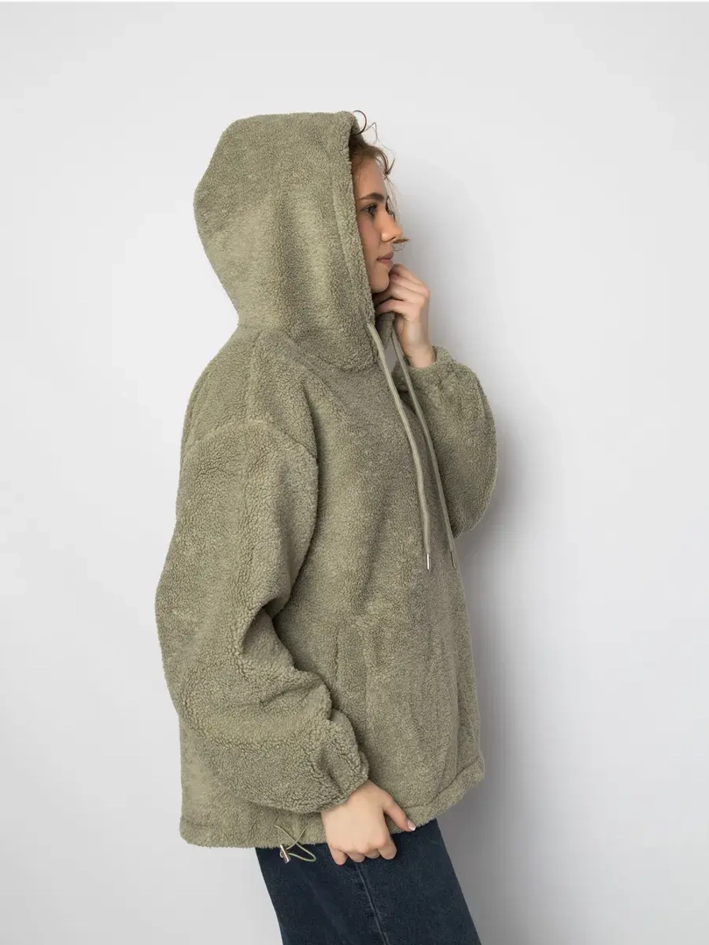 Толстовка плюшевая с капюшоном