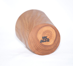 Деревянный стакан из древесины вяза для напитков. C9