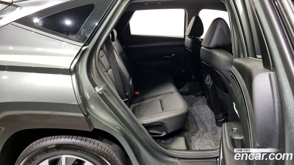 Hyundai Tucson (NX4) Бензин 1.6 Turbo 2WD (12.2021)