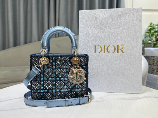 Christian Dior Lady Dior 20 cm
