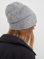 Шапка LACE удлиненная одинарная,с руликом с содержанием кашемира