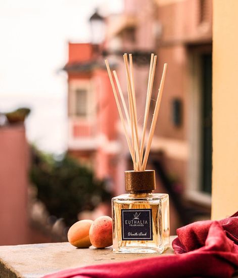 Vanilla Peach, ароматический диффузор с палочками, Euthalia Fragrances