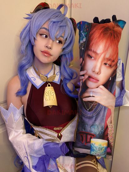 Мини дакимакура Хенджин из Стрей Кидс арт. M1115, 60х20 см